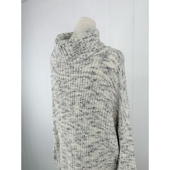Aerie Offline Chillside Turtleneck Sweater XS Soft Muslin Ivory - Picture 10 of 12